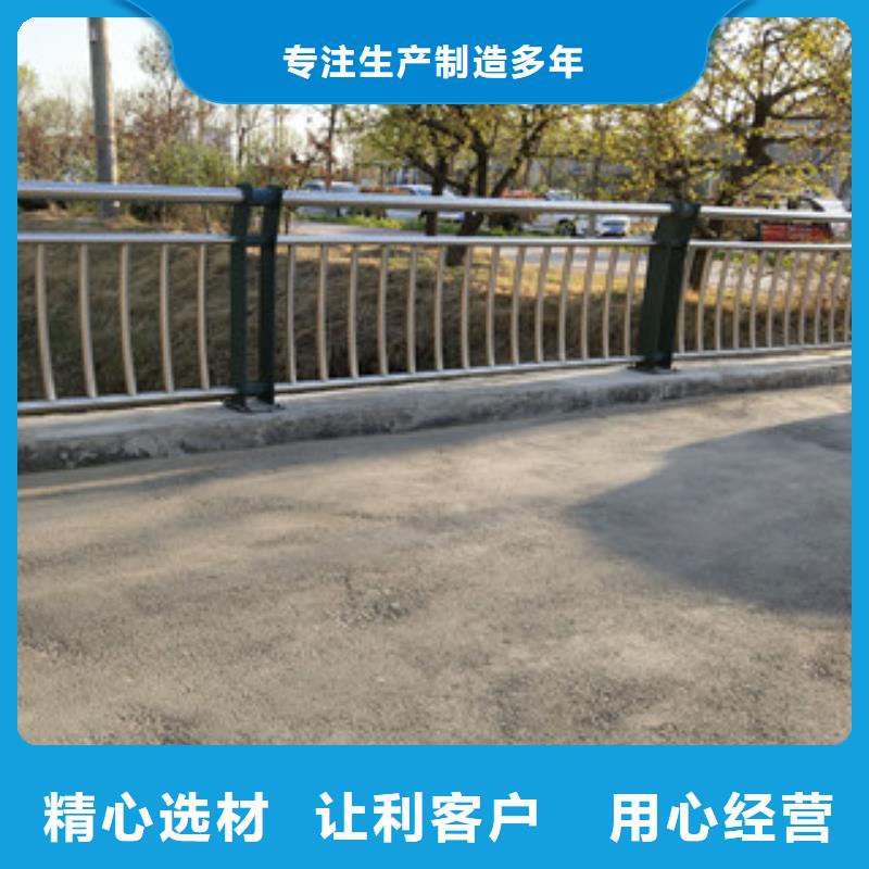 护栏市政道路防护栏厂家拥有先进的设备