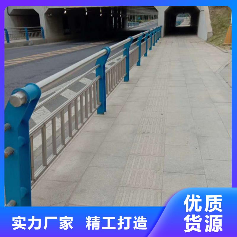 灯光护栏道路隔离栏严谨工艺