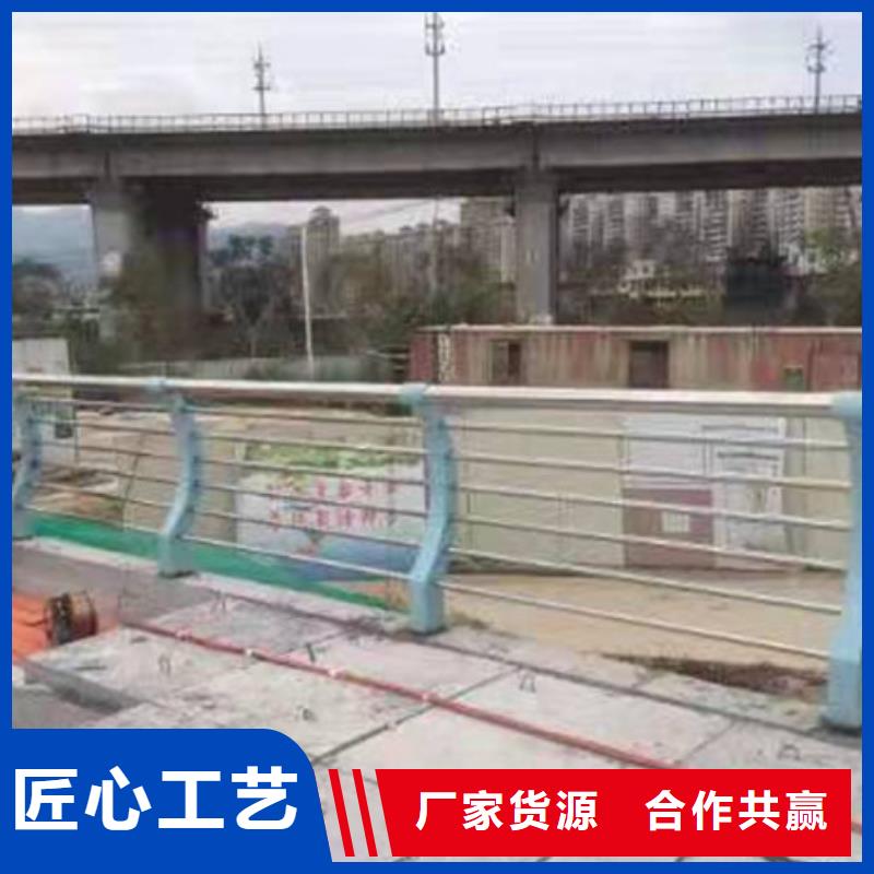 灯光护栏道路隔离栏严谨工艺