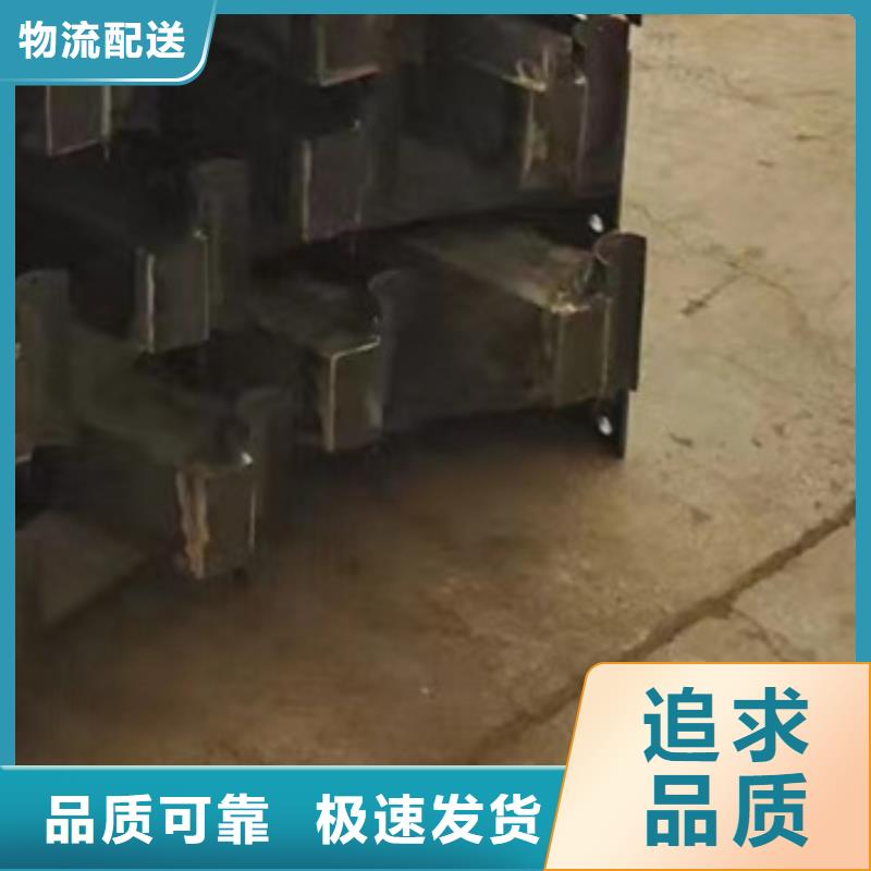 护栏镀锌波形护栏源头厂家量大价优