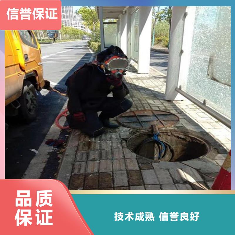 水上浮吊船水下管道电缆安装精英团队